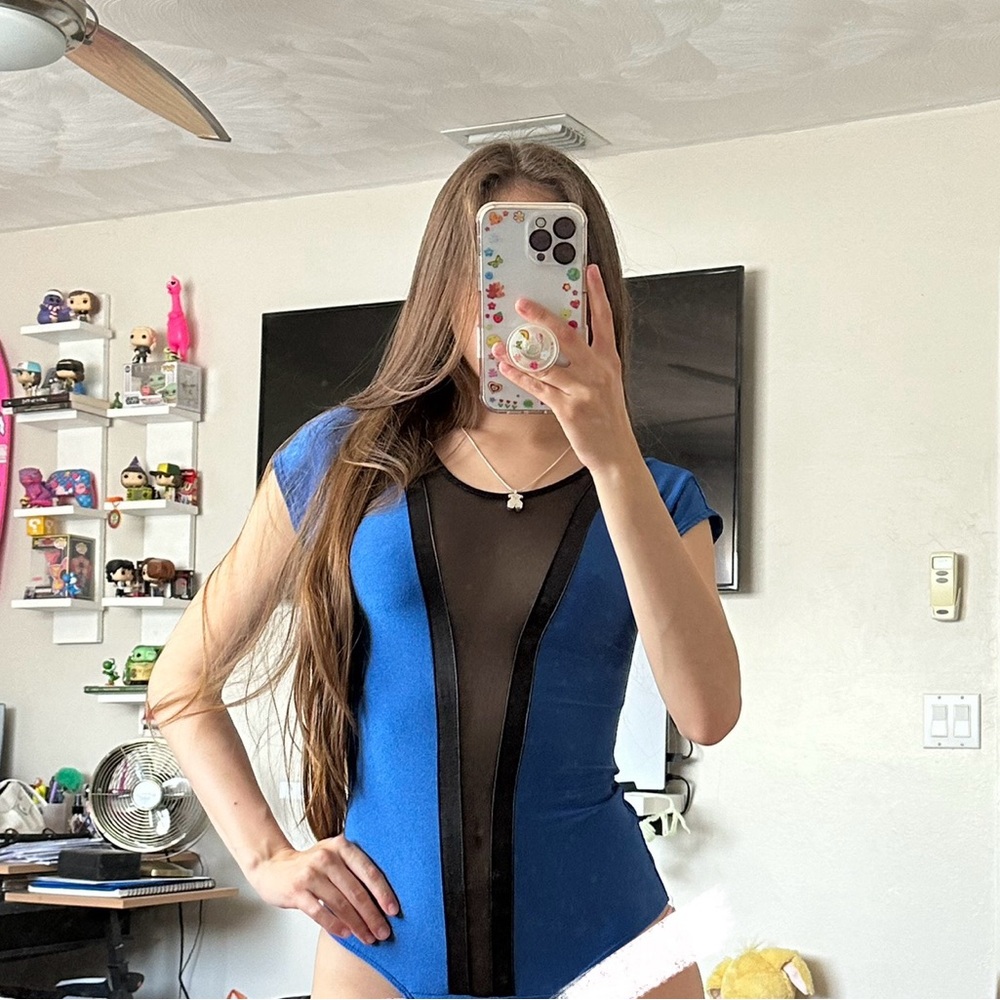 Slim body suit 💙 GOODTIME